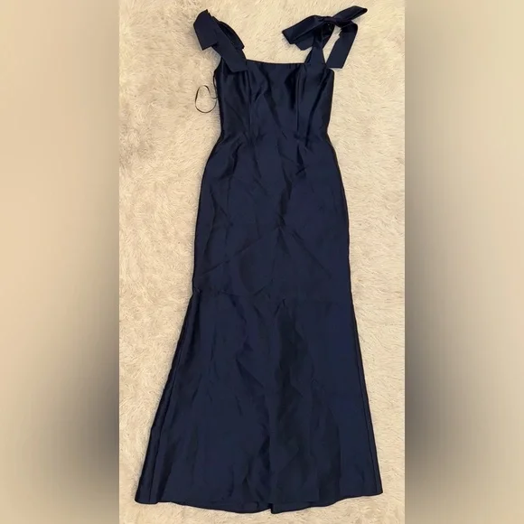 NEW Alfred Sung Bow Strap Satin Twill Trumpet MIDNIGHT NAVY Blue Gown sz 2 - Picture 2 of 6
